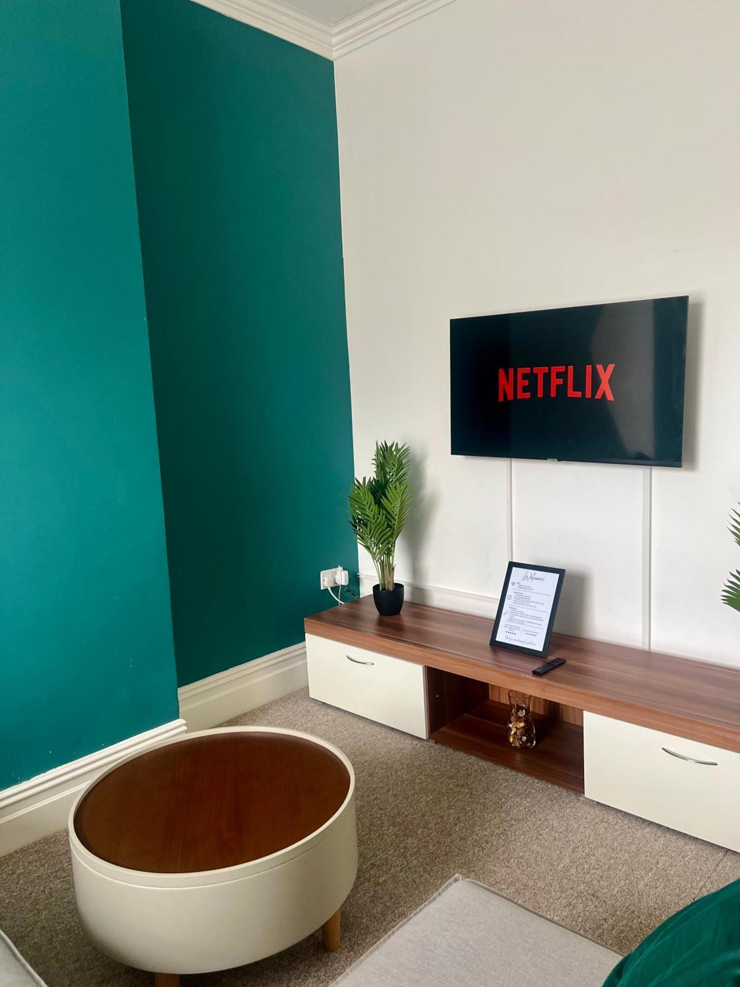 Spacious Haven Near Of Apartment Leicester